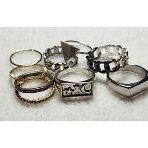 Mixed Rings Lot Mixed Sizes 6.5 7 9 10 Silvertone Goldtone Bands Minimalist